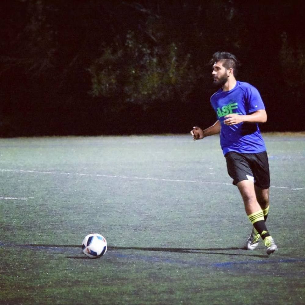 Meet your Posher, Ahroon